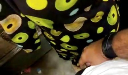 Istri selingkuh Threesome dengan 2 bi-Bi-si banteng Banci rekaman video txxx indonesia untuk kenangan