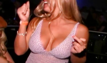 Kitty Yung tante indo porn -