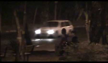 Milf menyemprotkan BBC anal sex xxx bali