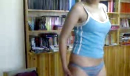 Pijat xxx hamster indo mantan pacar Sepong BF di kamar mandi
