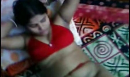 Dijinakkan Remaja remaja dua Penis meluncur ke dalam Gilda tenggorokan jav indo xxx